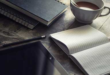 欧冠四分之一决赛15日晨迎来生死战，利物浦与巴萨能否逆天改命